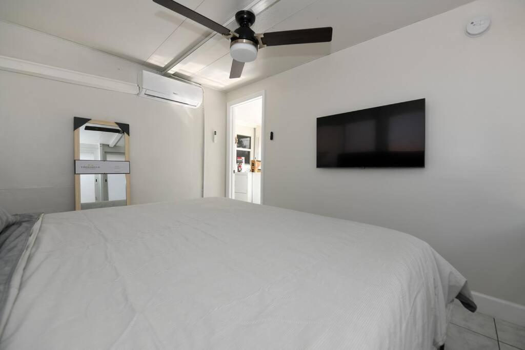 4Br Home, Hot Tub, Near Beach & Wilton Manors Форт Лодърдейл Екстериор снимка